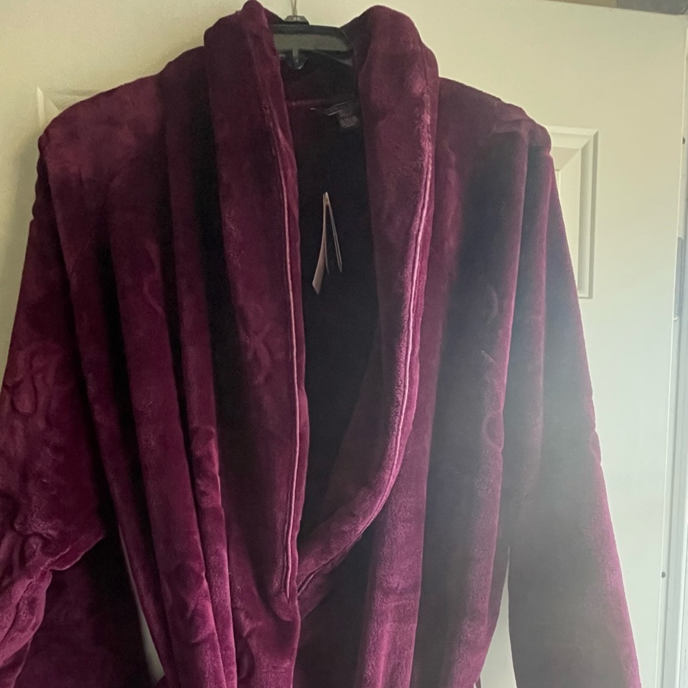 Women’s Victoria’s Secret Bath Robe